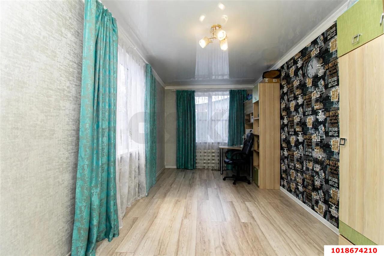 Фото №10: 3-комнатная квартира 73&nbsp;м², 1/1&nbsp;эт. - Краснодар, Прикубанский внутригородской округ, мкр. отделение № 2 Агрофирмы Солнечная, 2