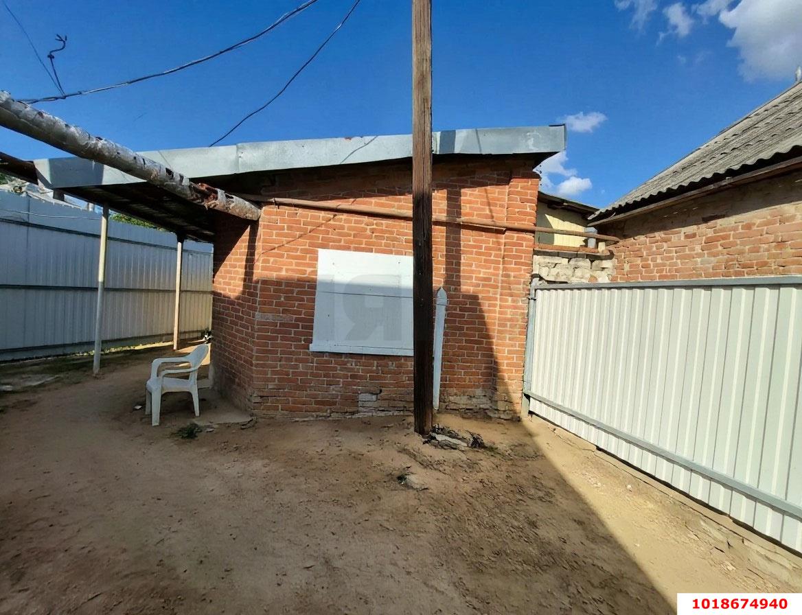 Фото №4: Часть дома 70&nbsp;м² + 3&nbsp;сот., 1&nbsp;эт. - Краснодар, Центральный внутригородской округ, мкр. Дубинка, пр-д 2-й Черноморский, 1