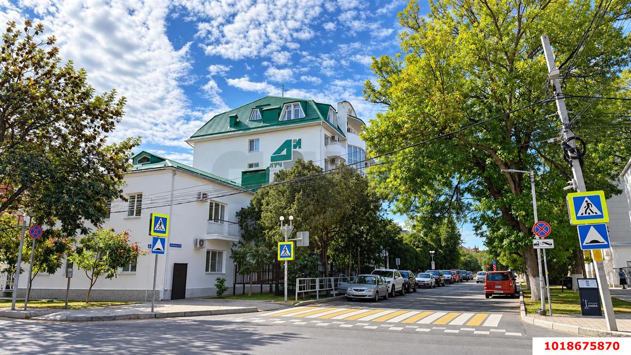 Фото №3: Готовый бизнес 2720&nbsp;м², 2/2&nbsp;эт. - Анапа, ул. Ивана Голубца, 8