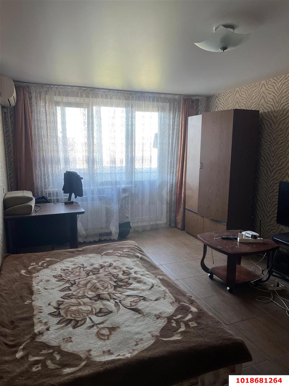 Фото №2: 1-комнатная квартира 36&nbsp;м², 9/9&nbsp;эт. - Краснодар, Прикубанский внутригородской округ, мкр. Завод Измерительных Приборов, ул. Карякина, 3