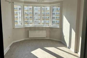 Фото №1: 2-комнатная квартира 48 м², 16/19 эт. - Краснодар, мкр. Светлоград, ул. Красных Партизан, 1/4к15