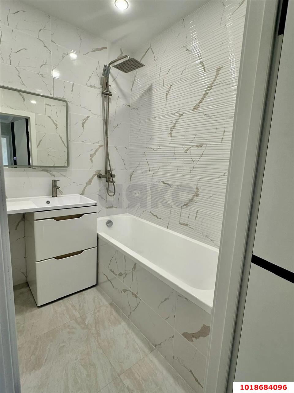 Фото №10: 2-комнатная квартира 50&nbsp;м², 16/19&nbsp;эт. - Краснодар, Прикубанский внутригородской округ, Славянский, мкр. Светлоград, ул. Красных Партизан, 1/4к15