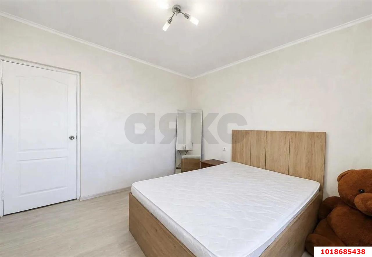 Фото №10: 2-комнатная квартира 64&nbsp;м², 14/16&nbsp;эт. - Краснодар, Прикубанский внутригородской округ, мкр. Восточно-Кругликовский, ул. Героя А.А. Аверкиева, 10
