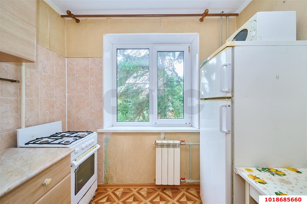 Фото №2: 1-комнатная квартира 30&nbsp;м², 3/5&nbsp;эт. - Краснодар, Центральный внутригородской округ, мкр. Черёмушки, ул. Стасова, 144