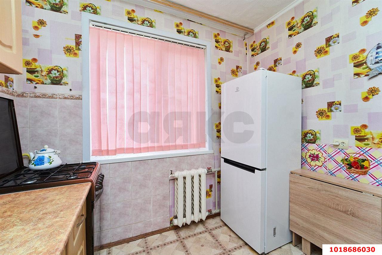 Фото №9: 2-комнатная квартира 50&nbsp;м², 5/5&nbsp;эт. - Краснодар, Центральный внутригородской округ, мкр. Черёмушки, ул. Айвазовского, 50