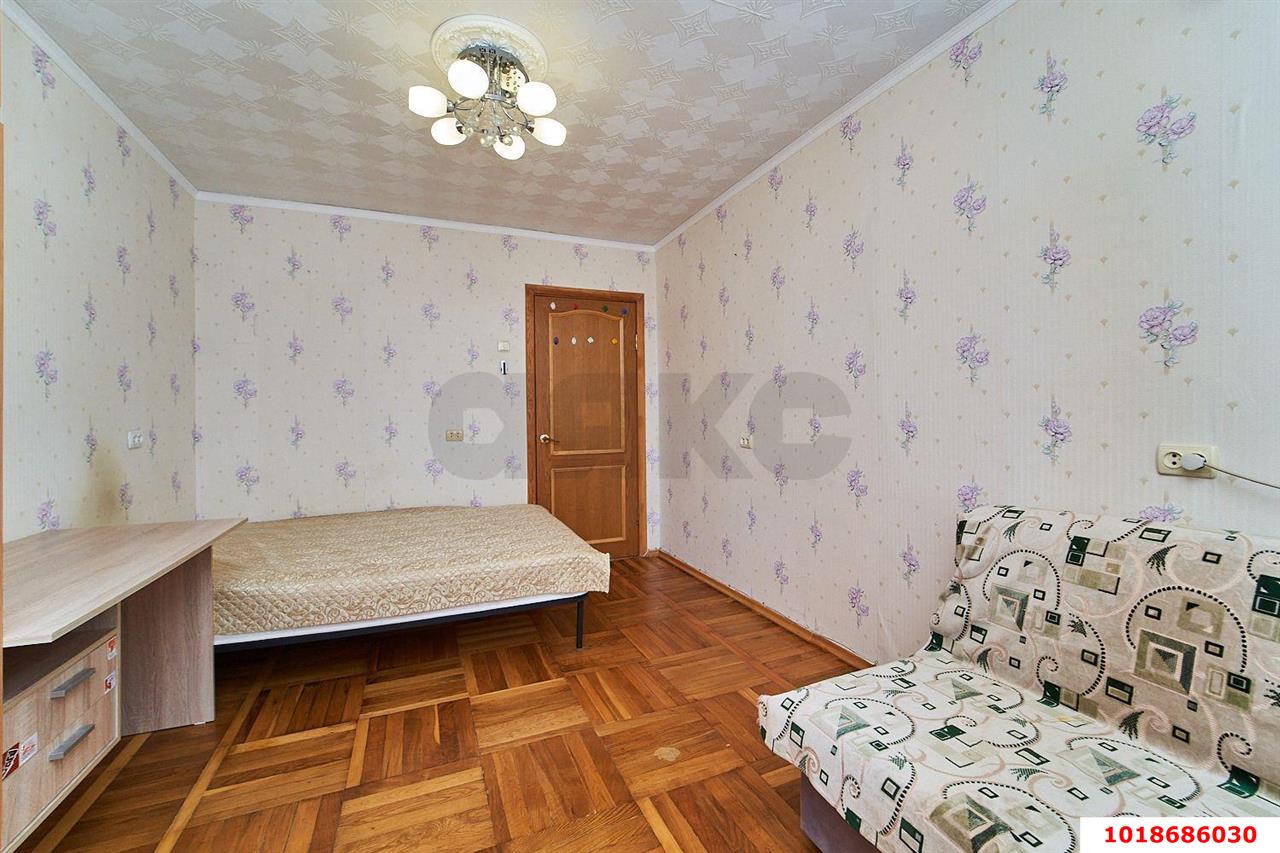 Фото №6: 2-комнатная квартира 50&nbsp;м², 5/5&nbsp;эт. - Краснодар, Центральный внутригородской округ, мкр. Черёмушки, ул. Айвазовского, 50