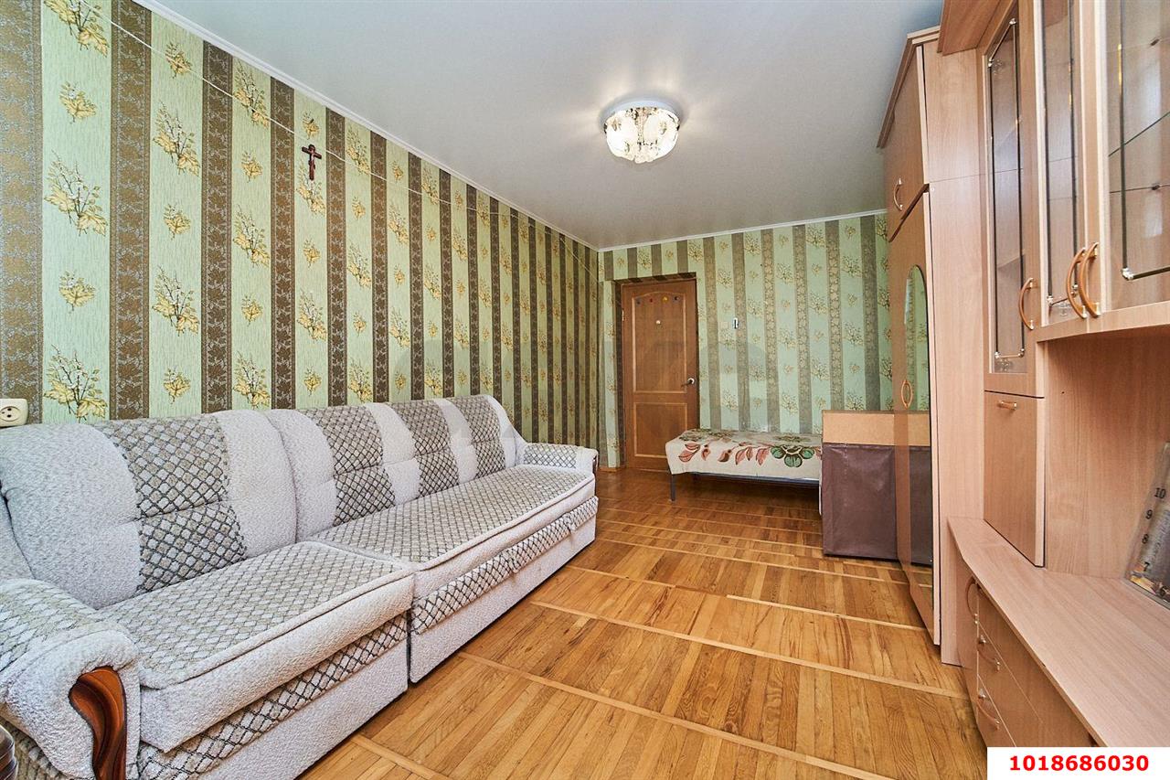 Фото №4: 2-комнатная квартира 50&nbsp;м², 5/5&nbsp;эт. - Краснодар, Центральный внутригородской округ, мкр. Черёмушки, ул. Айвазовского, 50