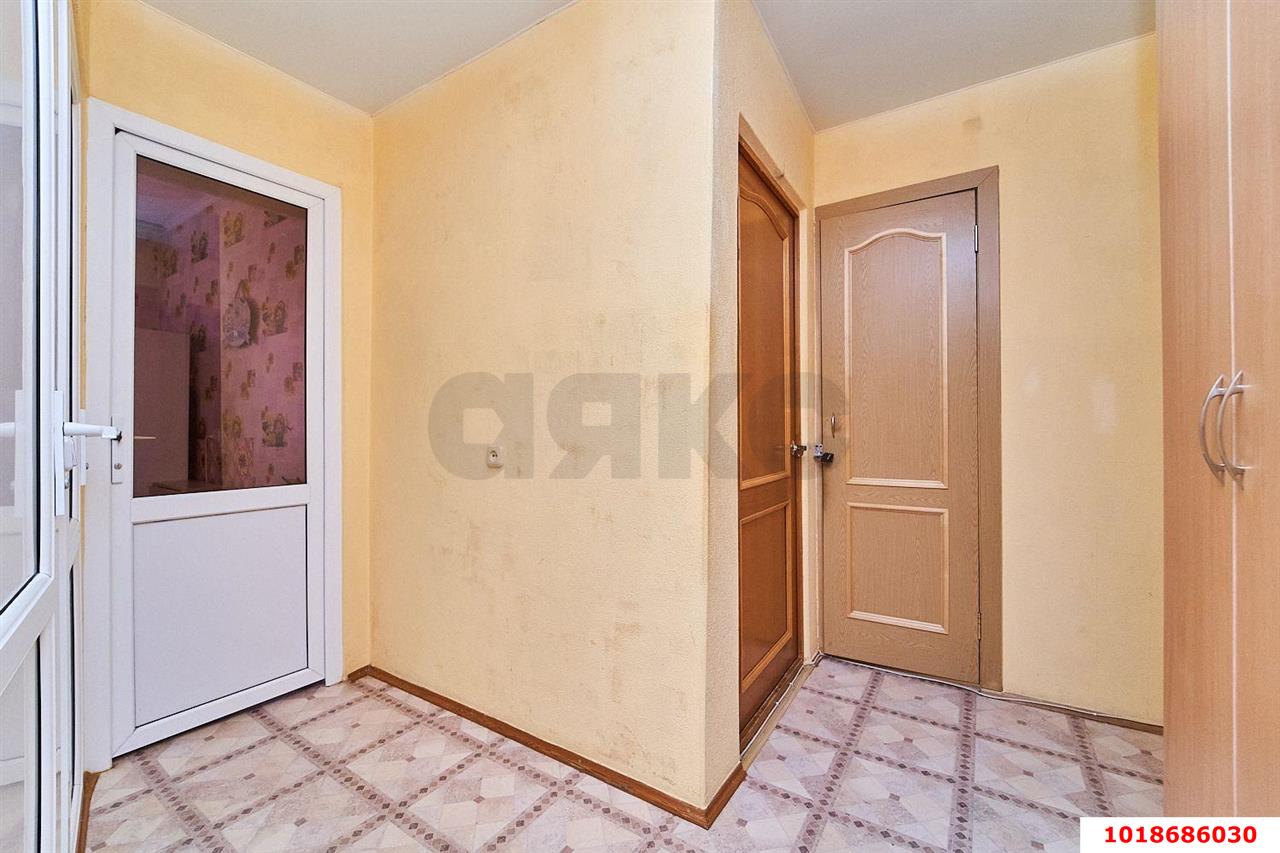 Фото №13: 2-комнатная квартира 50&nbsp;м², 5/5&nbsp;эт. - Краснодар, Центральный внутригородской округ, мкр. Черёмушки, ул. Айвазовского, 50