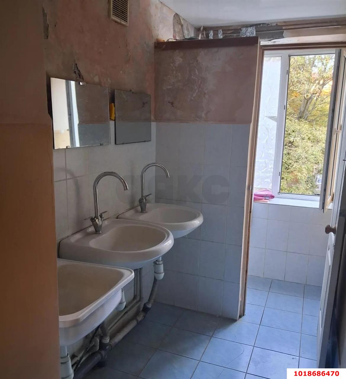 Фото №4: Комната 12&nbsp;м², 2/5&nbsp;эт. - Краснодар, мкр. Западный внутригородской округ, ул. Строителей, 5/1