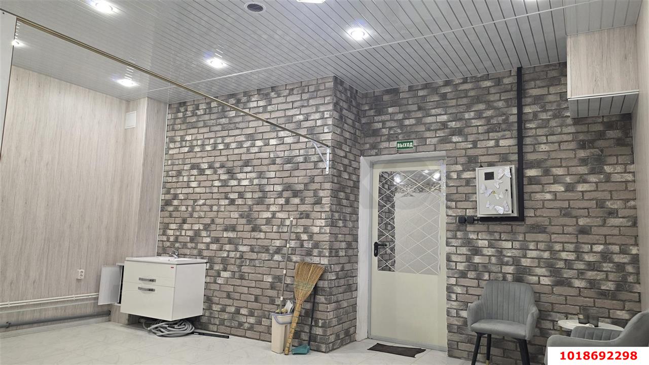 Фото №6: Торговое помещение 38&nbsp;м², -1/24&nbsp;эт. - Краснодар, Прикубанский внутригородской округ, ЖК Лучший, мкр. имени Петра Метальникова, ул. Петра Метальникова, 38