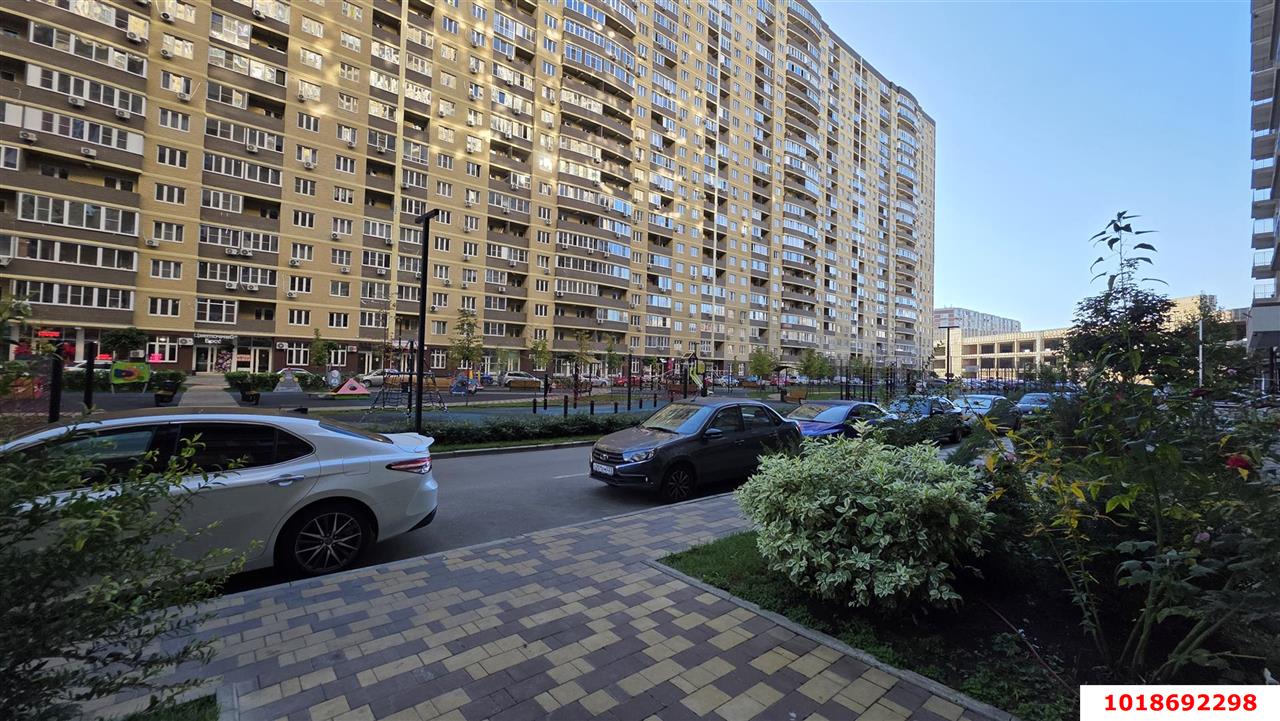 Фото №13: Торговое помещение 38&nbsp;м², -1/24&nbsp;эт. - Краснодар, Прикубанский внутригородской округ, ЖК Лучший, мкр. имени Петра Метальникова, ул. Петра Метальникова, 38