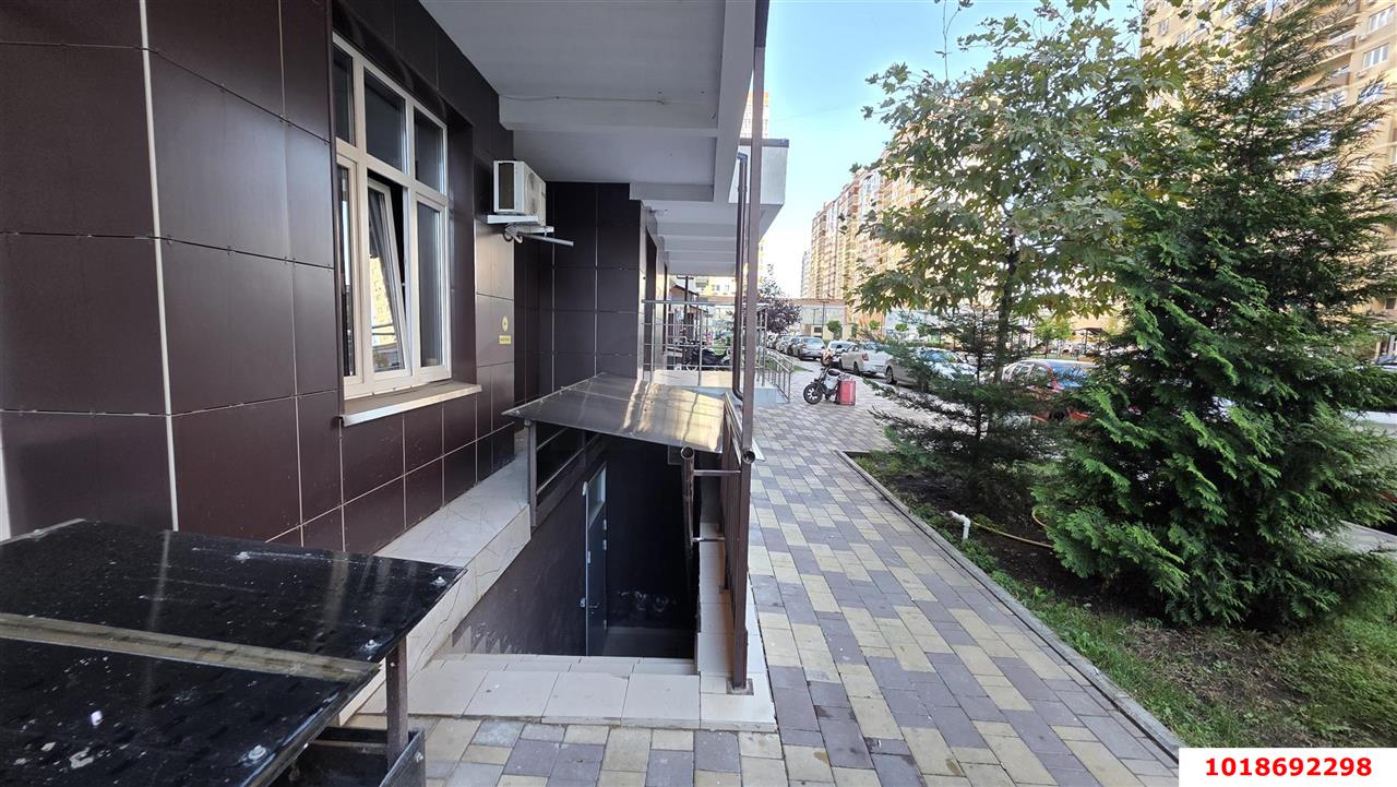 Фото №11: Торговое помещение 38&nbsp;м², -1/24&nbsp;эт. - Краснодар, Прикубанский внутригородской округ, ЖК Лучший, мкр. имени Петра Метальникова, ул. Петра Метальникова, 38