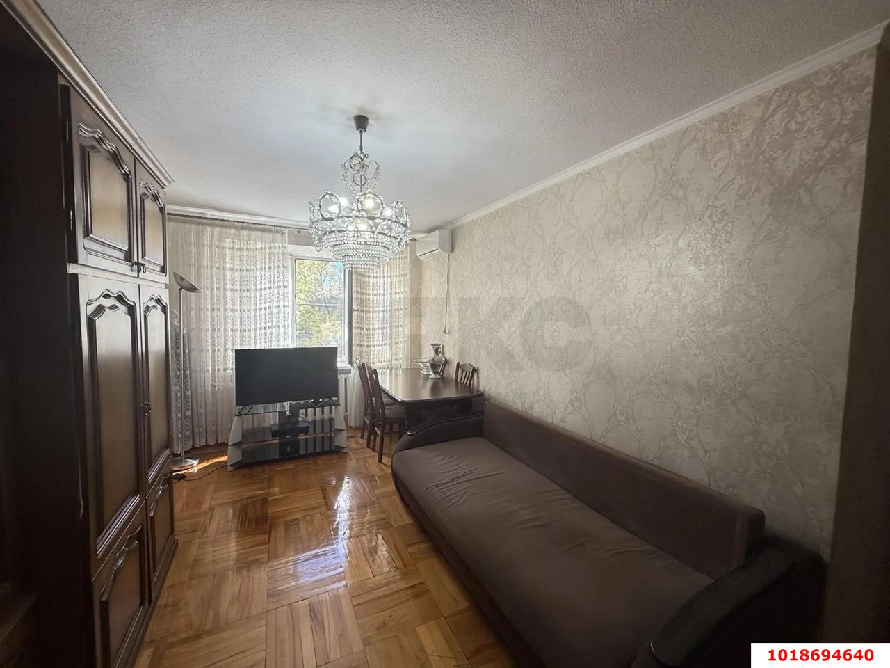 Фото №3: 3-комнатная квартира 58&nbsp;м², 4/9&nbsp;эт. - Краснодар, Центральный внутригородской округ, мкр. Центральный, ул. Хакурате, 10к1