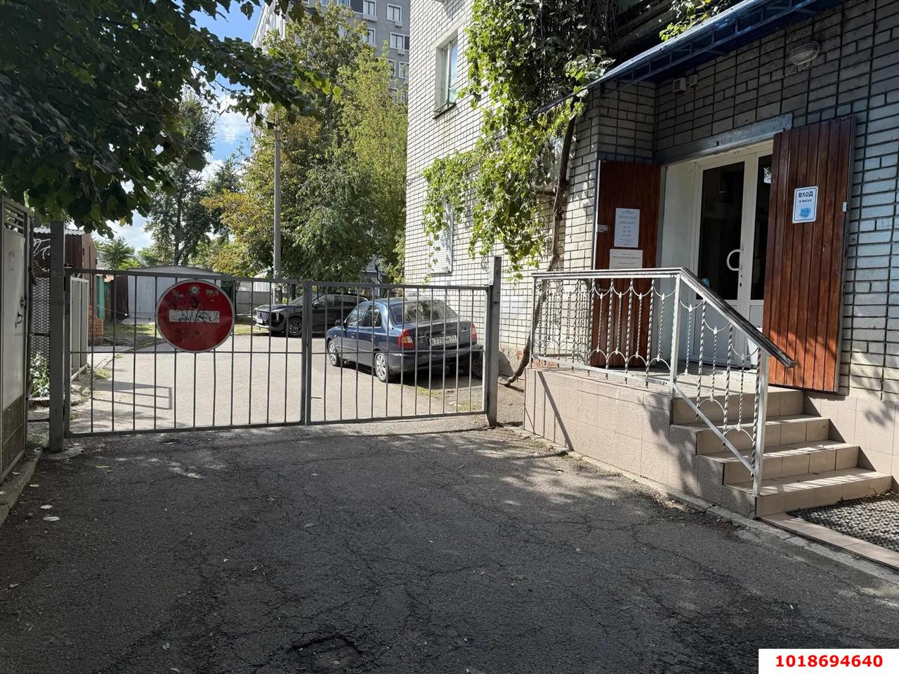 Фото №21: 3-комнатная квартира 58&nbsp;м², 4/9&nbsp;эт. - Краснодар, Центральный внутригородской округ, мкр. Центральный, ул. Хакурате, 10к1