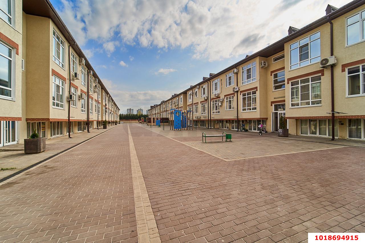 Фото №16: 3-комнатная квартира 106&nbsp;м², 2/3&nbsp;эт. - Краснодар, Прикубанский внутригородской округ, мкр. Фестивальный, ул. Сергея Михалёва, 2А