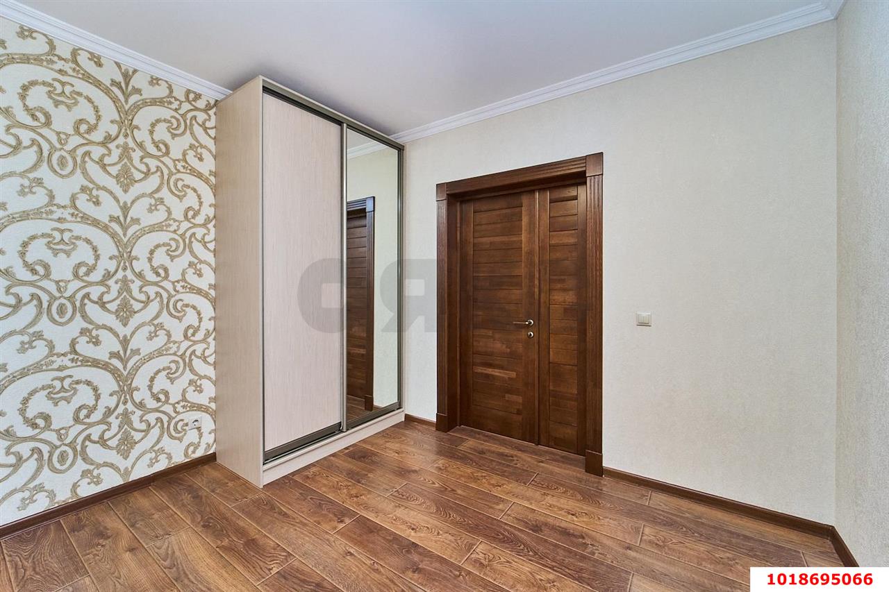 Фото №5: 3-комнатная квартира 101&nbsp;м², 9/18&nbsp;эт. - Краснодар, Прикубанский внутригородской округ, имени Петра Метальникова, мкр. ЖК Атмосфера, ул. Московская, 125к2