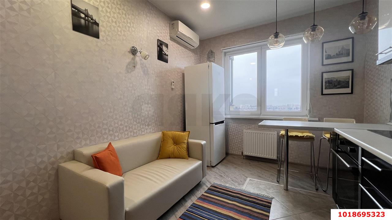 Фото №2: 1-комнатная квартира 47&nbsp;м², 15/24&nbsp;эт. - Краснодар, Карасунский внутригородской округ, мкр. Камвольно-суконный Комбинат, ул. Онежская, 1