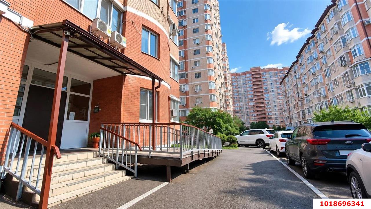 Фото №19: 3-комнатная квартира 90&nbsp;м², 2/16&nbsp;эт. - Краснодар, Западный внутригородской округ, мкр. Кожзавод, ул. Минская, 122/13