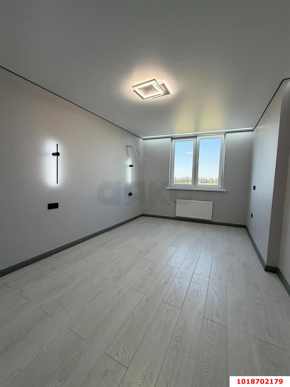 Фото №10: 3-комнатная квартира 105&nbsp;м², 3/24&nbsp;эт. - Краснодар, Прикубанский внутригородской округ, Микрохирургии глаза, мкр. жилой комплекс Сограт, ул. Красных Партизан, 4/15