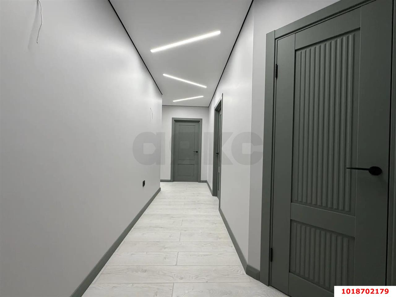 Фото №11: 3-комнатная квартира 105&nbsp;м², 3/24&nbsp;эт. - Краснодар, Прикубанский внутригородской округ, Микрохирургии глаза, мкр. жилой комплекс Сограт, ул. Красных Партизан, 4/15