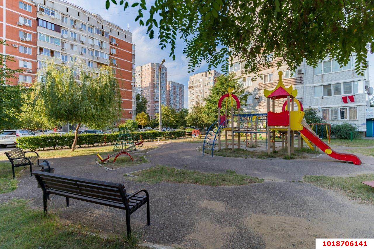 Фото №13: 1-комнатная квартира 44&nbsp;м², 6/9&nbsp;эт. - Краснодар, Западный внутригородской округ, мкр. Фестивальный, ул. Гаражная, 81/3