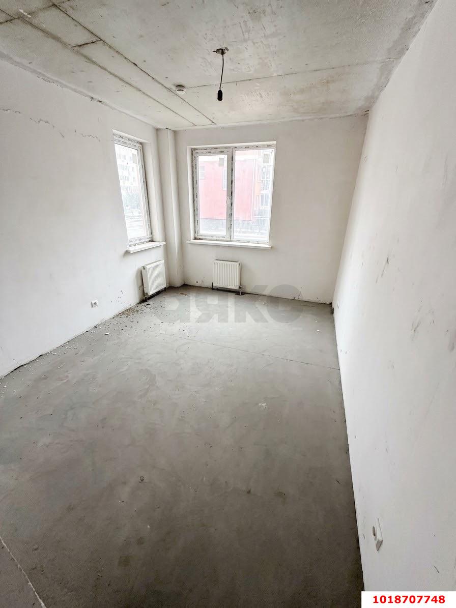 Фото №5: 3-комнатная квартира 80&nbsp;м², 1/7&nbsp;эт. - Краснодар, Прикубанский внутригородской округ, мкр. жилой комплекс Европа-Сити, ул. Венецианская, 4