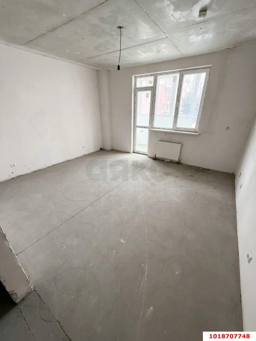Фото №2: 3-комнатная квартира 80&nbsp;м², 1/7&nbsp;эт. - Краснодар, Прикубанский внутригородской округ, мкр. жилой комплекс Европа-Сити, ул. Венецианская, 4