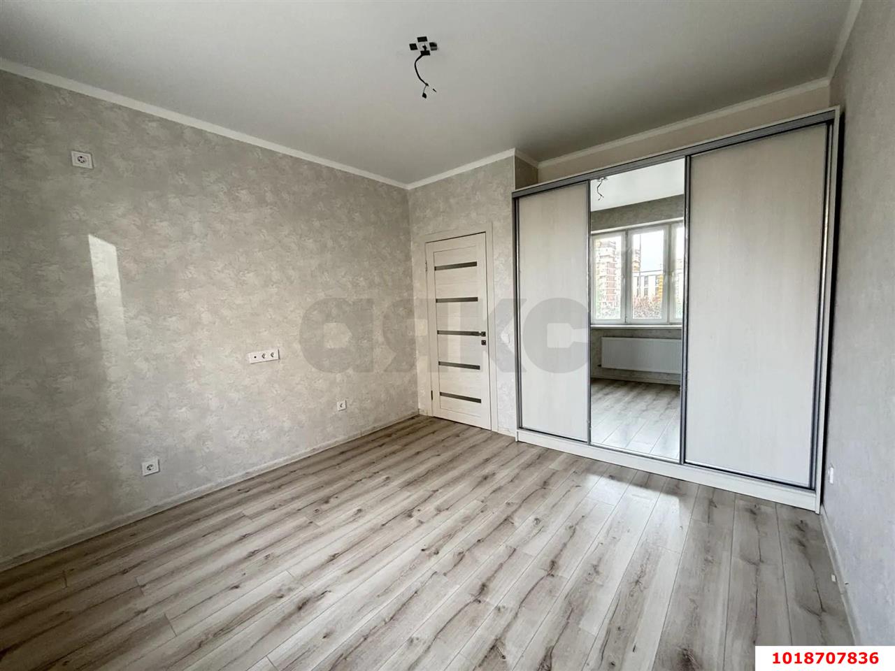 Фото №5: 3-комнатная квартира 90&nbsp;м², 2/16&nbsp;эт. - Краснодар, Прикубанский внутригородской округ, ЖК Любимый Дом, мкр. имени Петра Метальникова, ул. Тополиная, 48к1