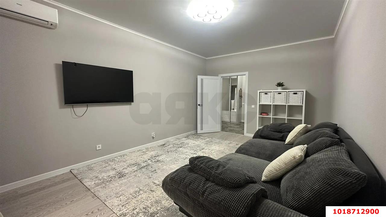 Фото №5: 2-комнатная квартира 72&nbsp;м², 21/22&nbsp;эт. - Краснодар, Западный внутригородской округ, Фестивальный, мкр. жилой комплекс Триумф, ул. имени П.М. Гаврилова, 27