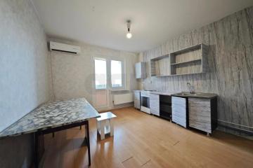 Фото №1: 3-комнатная квартира 80 м², 8/16 эт. - Краснодар, мкр. Микрохирургии глаза, ул. Академика Лукьяненко, 24