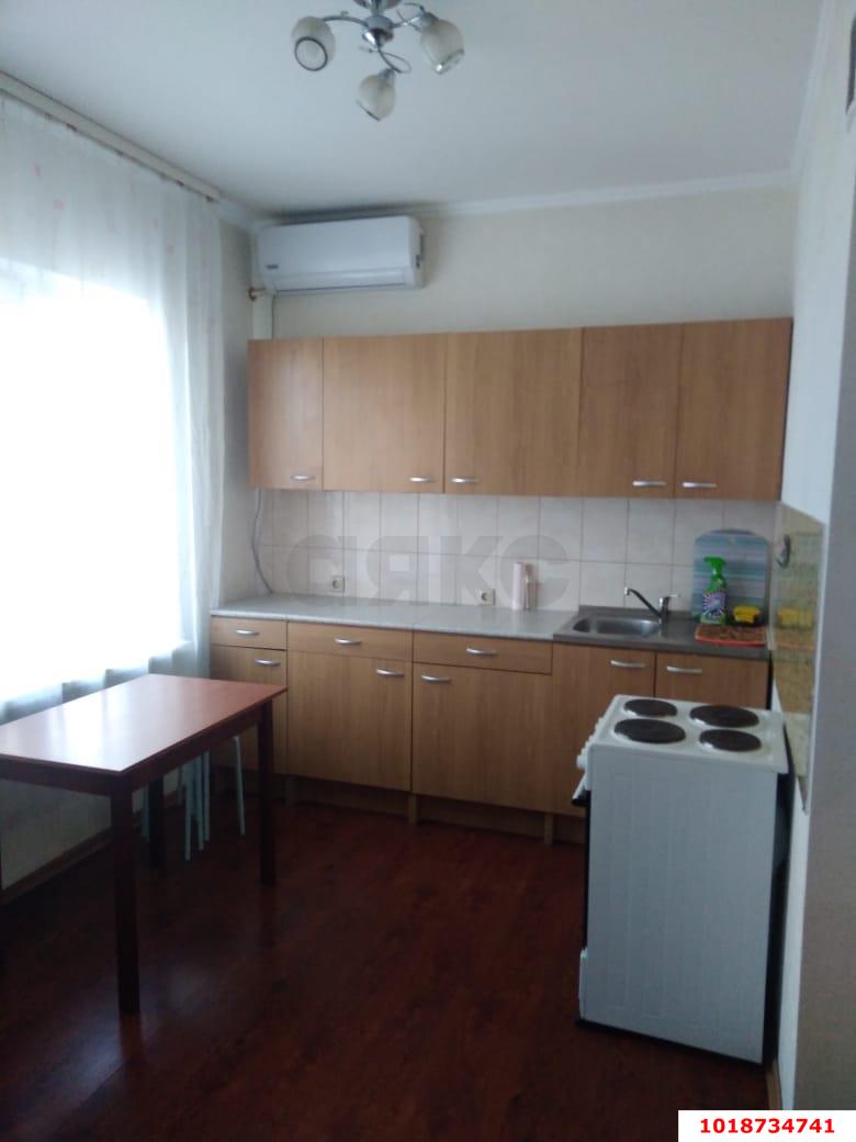 Фото №1: 3-комнатная квартира 80&nbsp;м², 11/17&nbsp;эт. - Краснодар, Карасунский внутригородской округ, Комсомольский, мкр. ЖК Пересвет-Карасунский, ул. Сормовская, 212