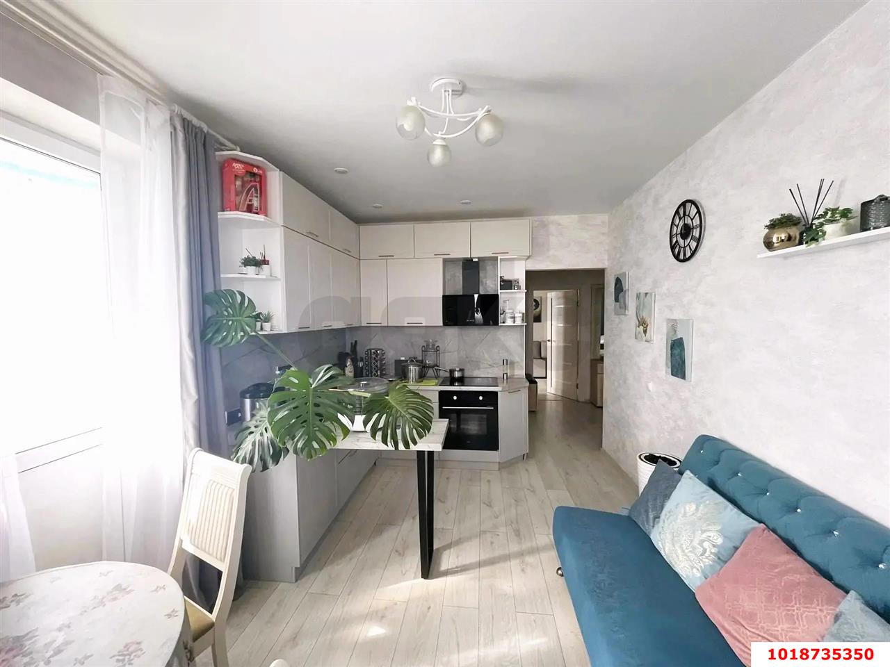Фото №2: 2-комнатная квартира 66&nbsp;м², 10/10&nbsp;эт. - Краснодар, Прикубанский внутригородской округ, Славянский, мкр. Светлоград, ул. Красных Партизан, 1/4к5