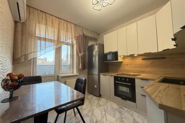 Фото №1: 2-комнатная квартира 45 м², 20/22 эт. - Краснодар, мкр. ЖК Губернский, ул. им. Героя Яцкова И.В., 19к2