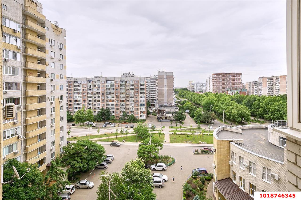 Фото №31: 2-комнатная квартира 90&nbsp;м², 3/12&nbsp;эт. - Краснодар, Западный внутригородской округ, мкр. Юбилейный, ул. Бульварное Кольцо, 7