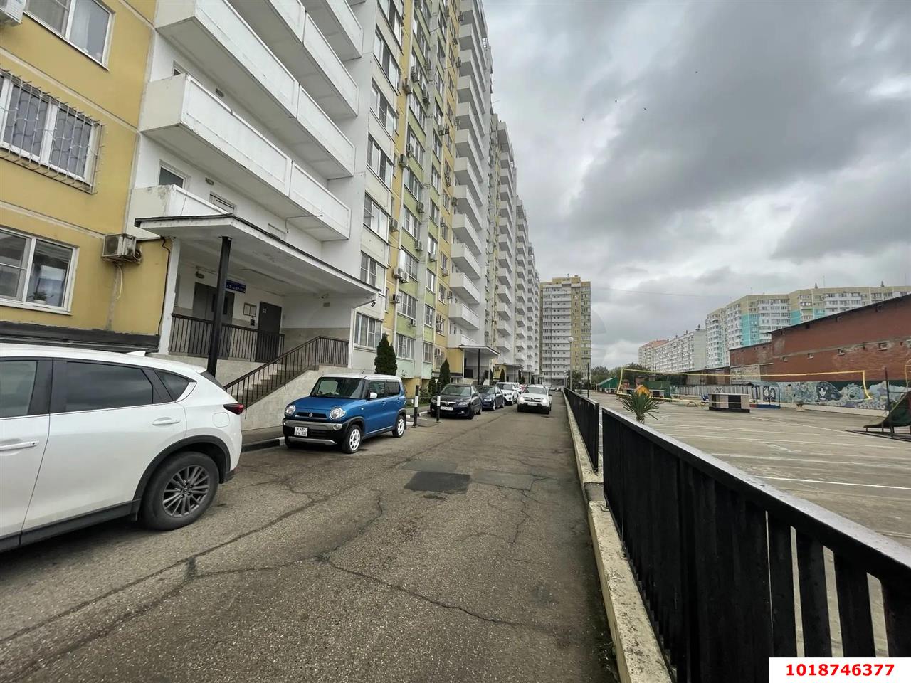 Фото №14: 3-комнатная квартира 106&nbsp;м², 14/14&nbsp;эт. - Краснодар, Западный внутригородской округ, мкр. Юбилейный, ул. Рождественская набережная, 51