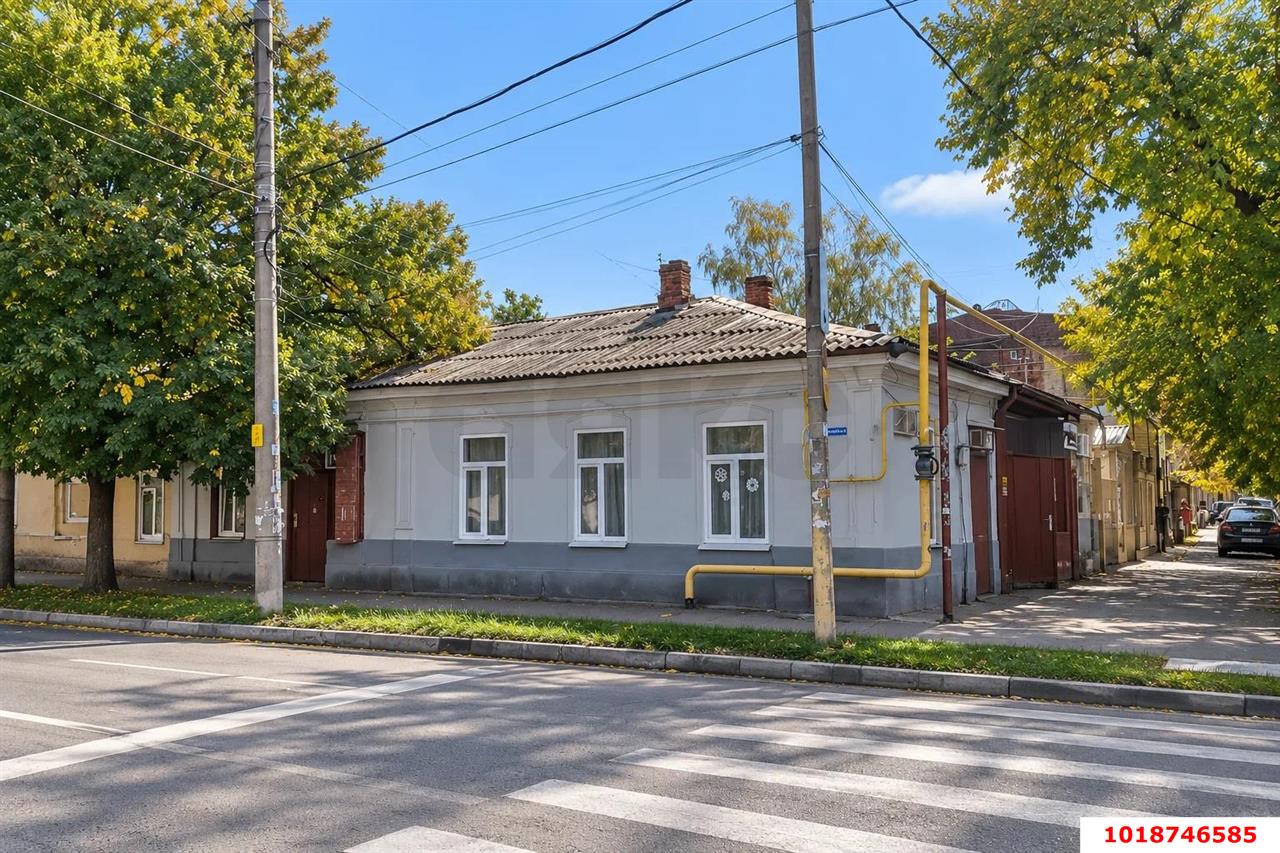 Фото №6: 2-комнатная квартира 36&nbsp;м², 1/1&nbsp;эт. - Краснодар, Центральный внутригородской округ, мкр. Центральный, ул. Коммунаров, 144