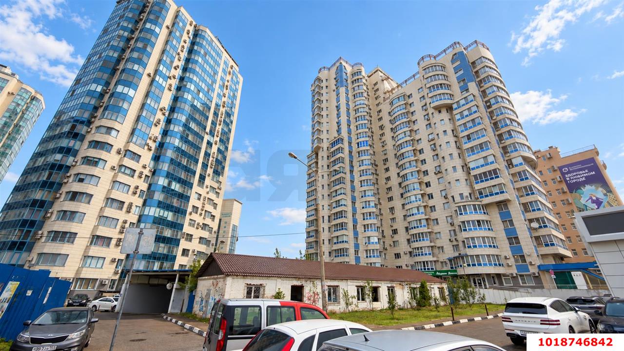 Фото №4: 2-комнатная квартира 82&nbsp;м², 7/17&nbsp;эт. - Краснодар, Западный внутригородской округ, мкр. Центральный, ул. Кубанская набережная, 37К10