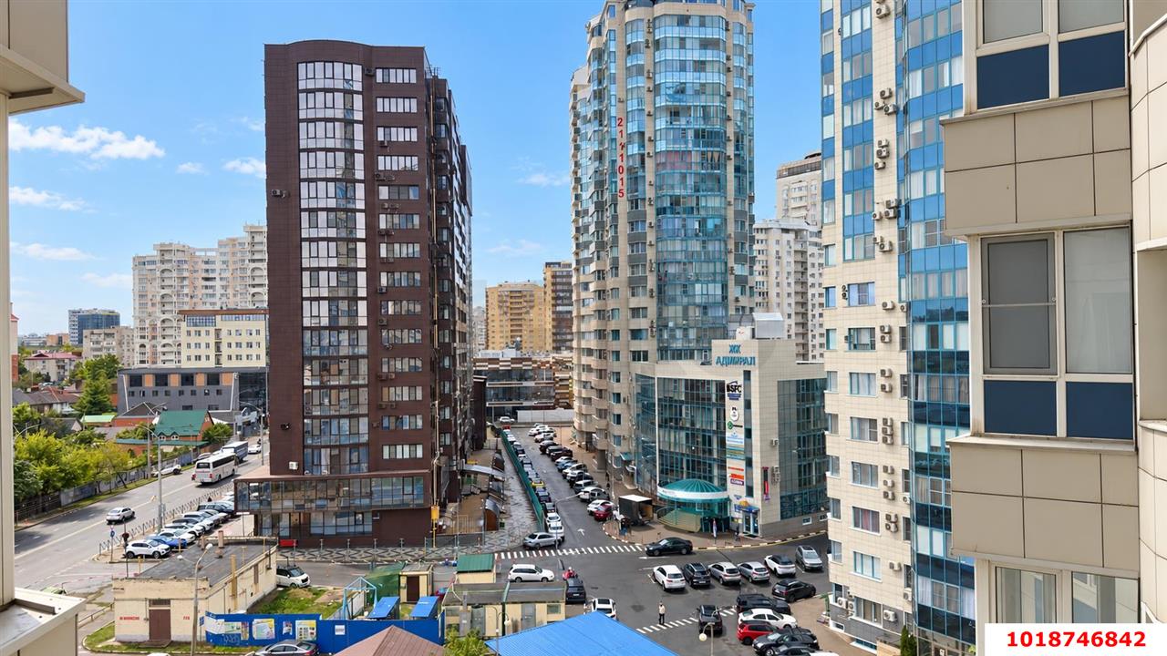 Фото №6: 2-комнатная квартира 82&nbsp;м², 7/17&nbsp;эт. - Краснодар, Западный внутригородской округ, мкр. Центральный, ул. Кубанская набережная, 37К10