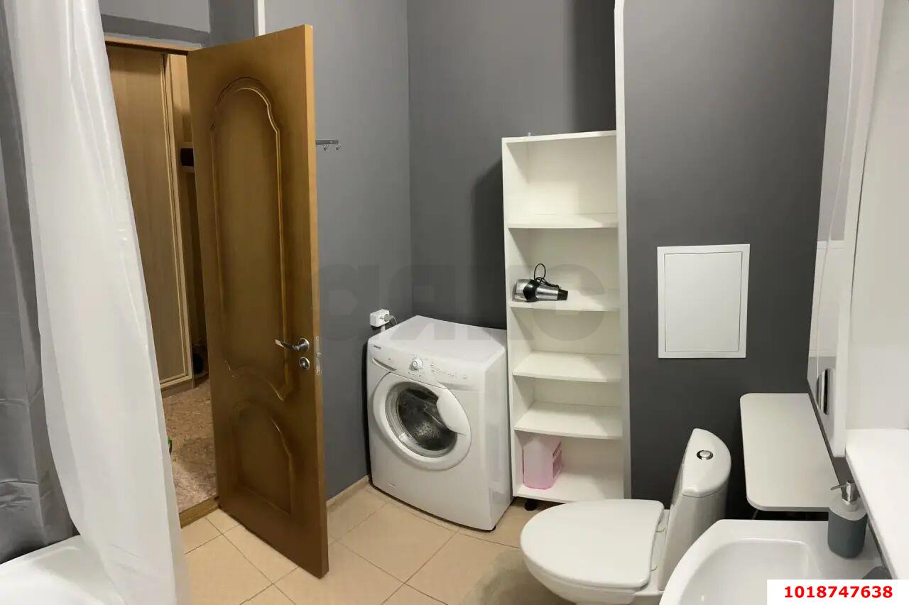 Фото №6: Студия 31&nbsp;м², 19/21&nbsp;эт. - Краснодар, Карасунский внутригородской округ, мкр. Почтовый, пр-кт имени писателя Знаменского, 10