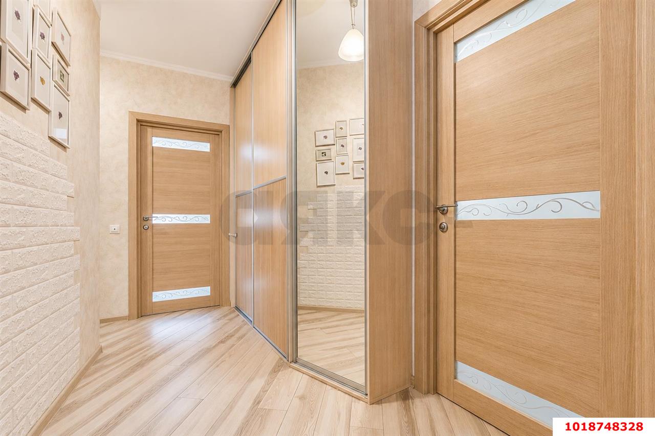 Фото №8: 2-комнатная квартира 70&nbsp;м², 9/16&nbsp;эт. - Краснодар, Центральный внутригородской округ, мкр. Завод Измерительных Приборов, ул. Московская, 59