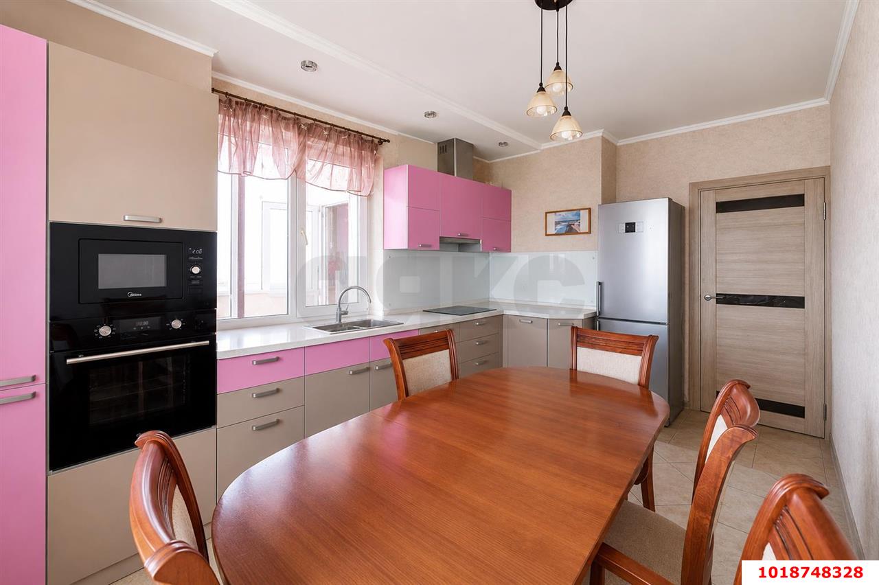 Фото №2: 2-комнатная квартира 70&nbsp;м², 9/16&nbsp;эт. - Краснодар, Центральный внутригородской округ, мкр. Завод Измерительных Приборов, ул. Московская, 59