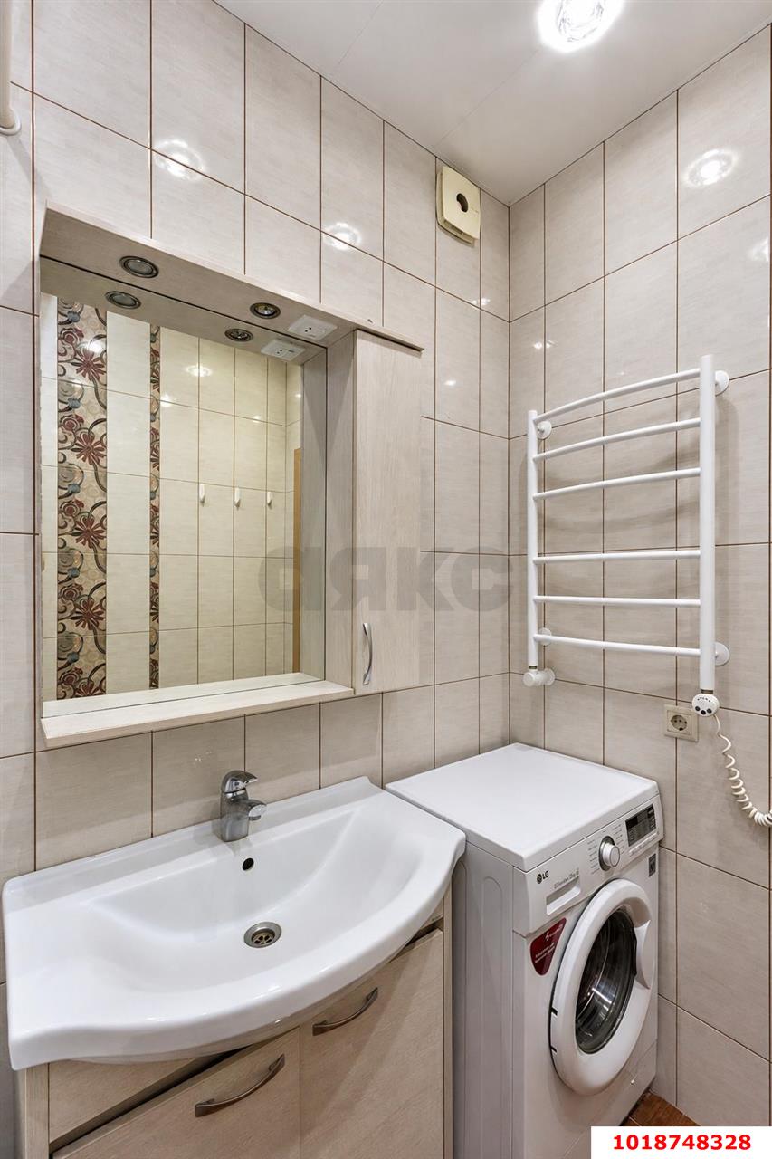 Фото №11: 2-комнатная квартира 70&nbsp;м², 9/16&nbsp;эт. - Краснодар, Центральный внутригородской округ, мкр. Завод Измерительных Приборов, ул. Московская, 59