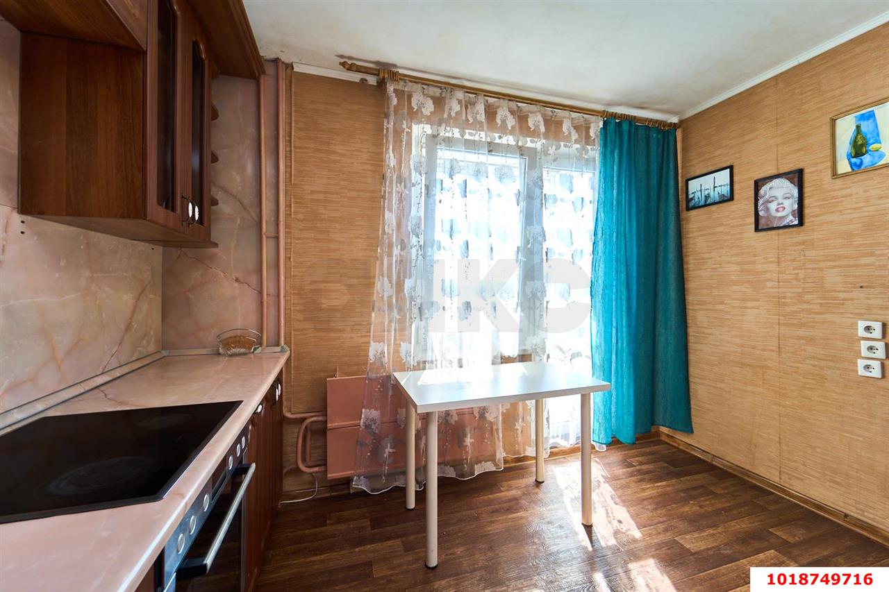 Фото №3: 2-комнатная квартира 63&nbsp;м², 16/16&nbsp;эт. - Краснодар, Прикубанский внутригородской округ, мкр. Завод Измерительных Приборов, ул. имени 40-летия Победы, 33/10