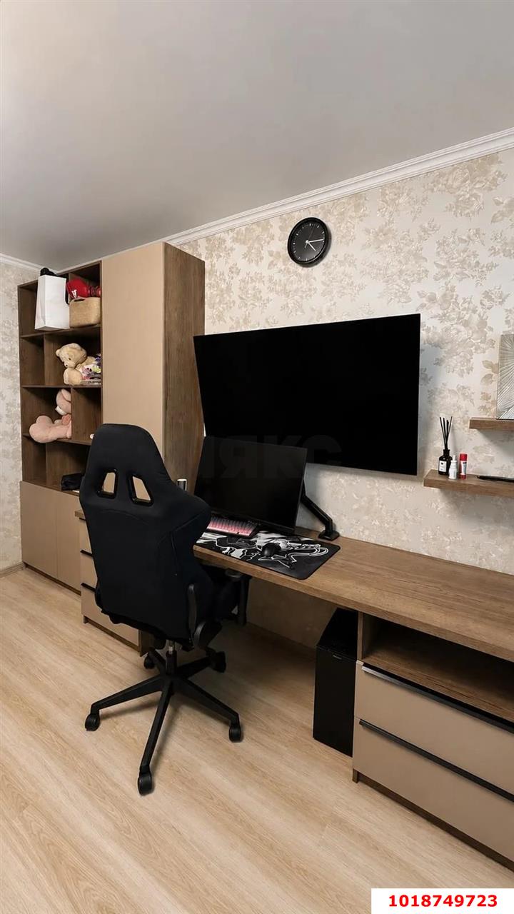 Фото №8: 2-комнатная квартира 70&nbsp;м², 16/17&nbsp;эт. - Краснодар, Карасунский внутригородской округ, мкр. Черёмушки, ул. Селезнёва, 4/14
