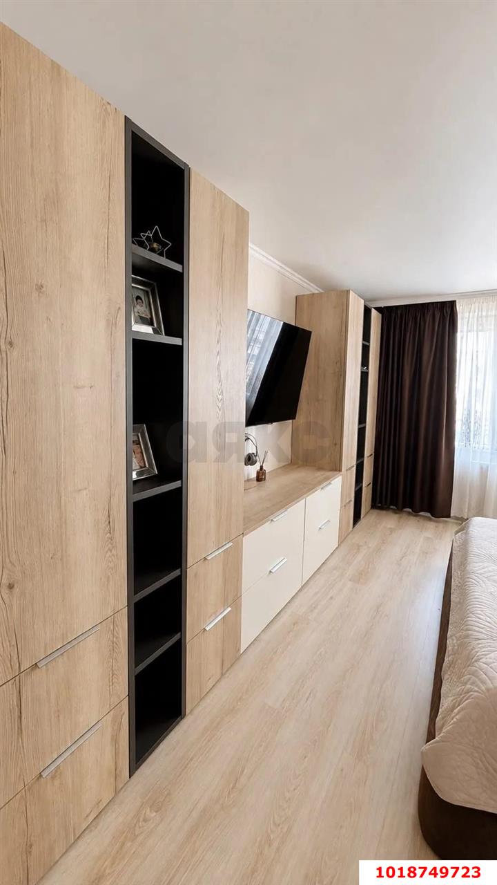 Фото №3: 2-комнатная квартира 70&nbsp;м², 16/17&nbsp;эт. - Краснодар, Карасунский внутригородской округ, мкр. Черёмушки, ул. Селезнёва, 4/14