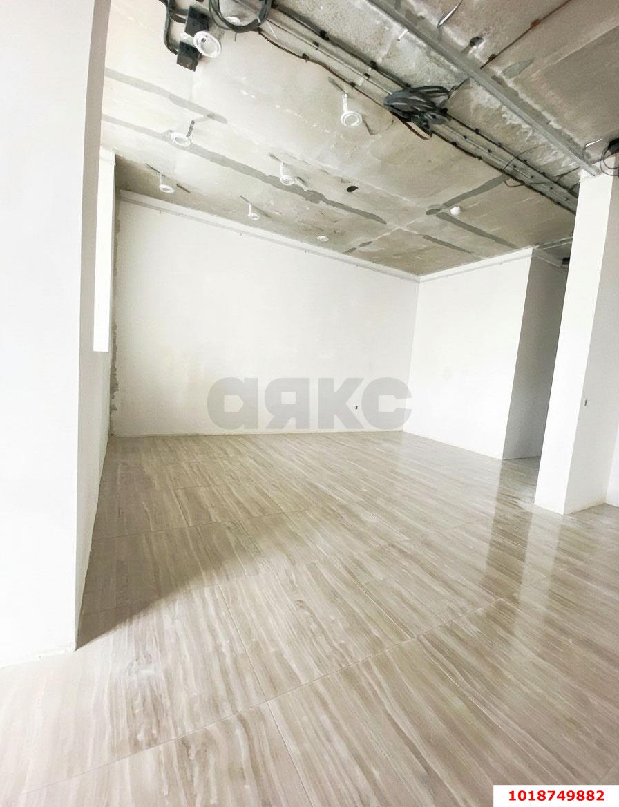 Фото №3: 2-комнатная квартира 63&nbsp;м², 3/24&nbsp;эт. - Краснодар, Прикубанский внутригородской округ, мкр. Любимово, 2