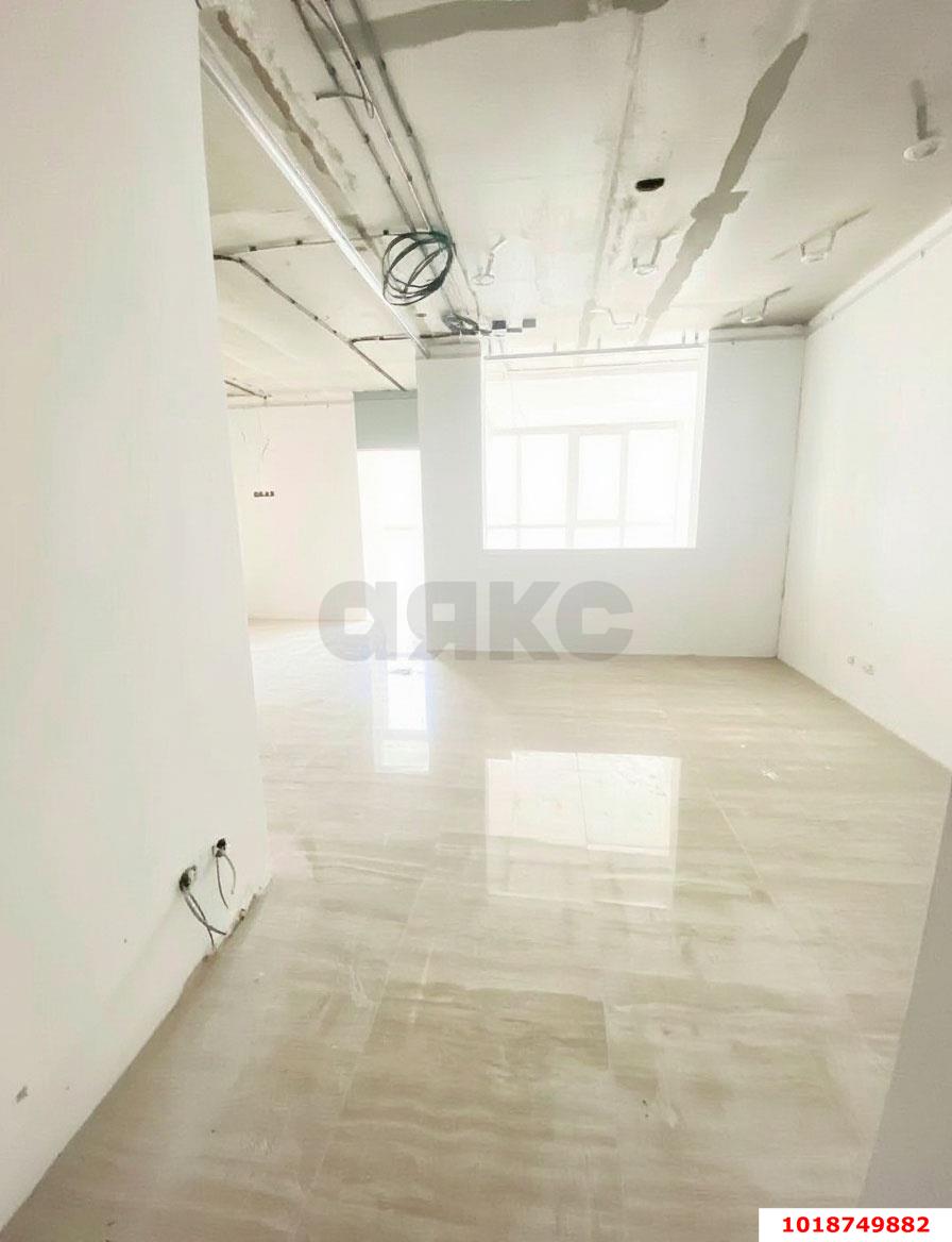 Фото №2: 2-комнатная квартира 63&nbsp;м², 3/24&nbsp;эт. - Краснодар, Прикубанский внутригородской округ, мкр. Любимово, 2