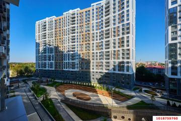 Фото №1: 1-комнатная квартира 35 м², 8/24 эт. - Краснодар, мкр. ЖК Все Свои Вип, ул. Колхозная, 5/2к3