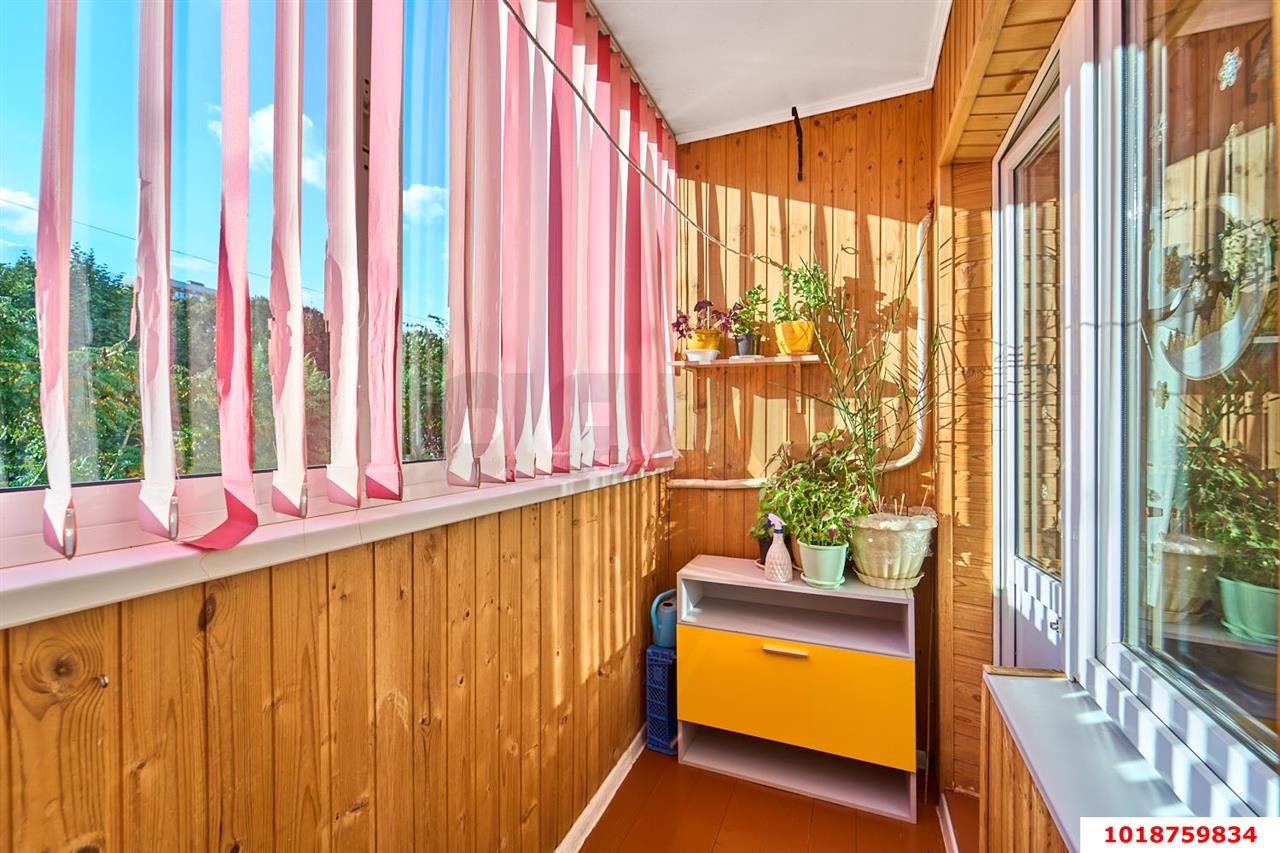 Фото №8: 2-комнатная квартира 69&nbsp;м², 1/16&nbsp;эт. - Краснодар, Прикубанский внутригородской округ, мкр. Восточно-Кругликовский, ул. Черкасская, 129/1