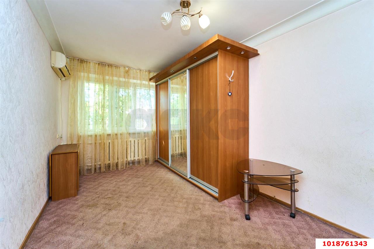 Фото №7: 2-комнатная квартира 44&nbsp;м², 1/4&nbsp;эт. - Краснодар, Центральный внутригородской округ, мкр. Центральный, ул. Орджоникидзе, 93